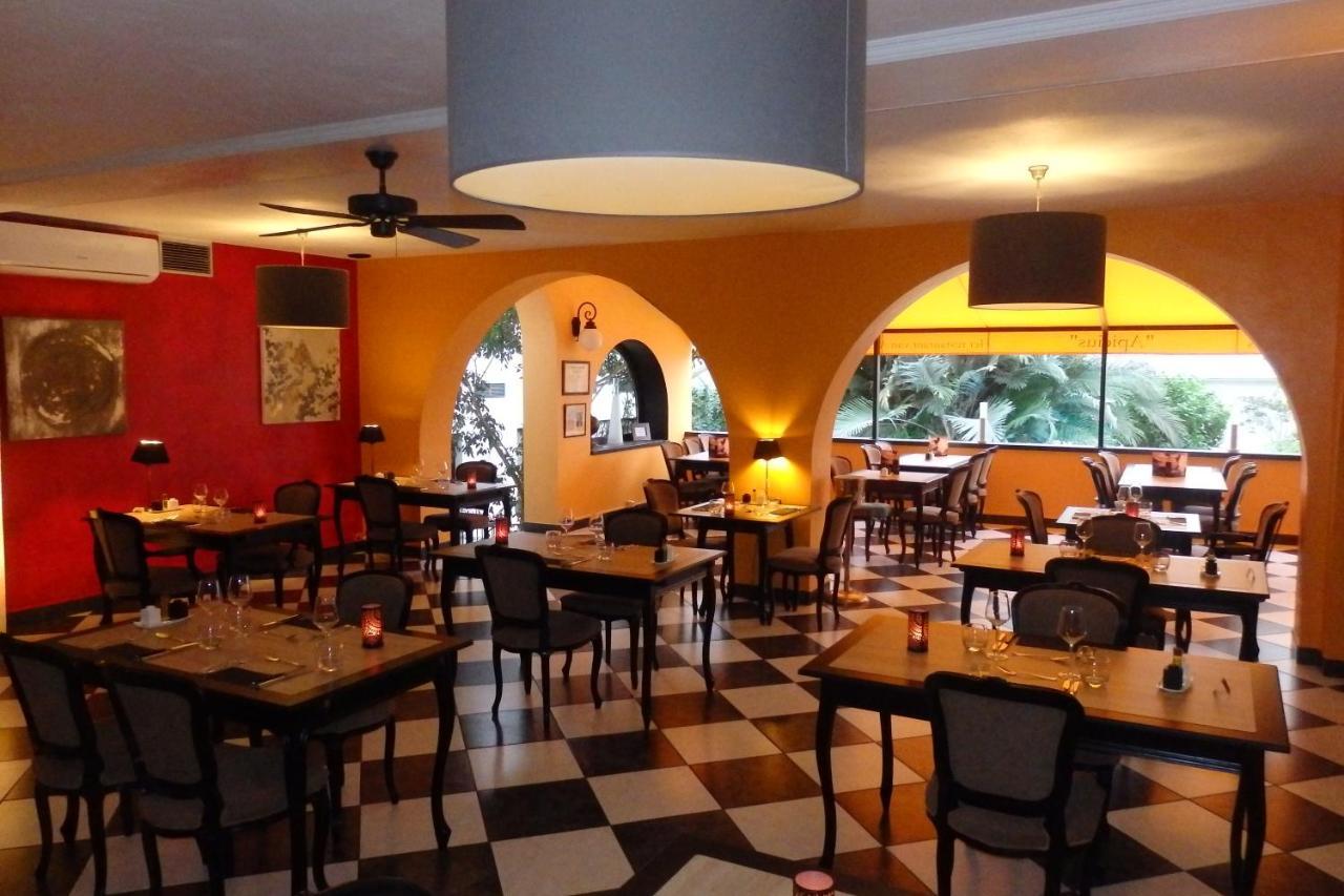 Tropical Hotel Durbuy Luaran gambar