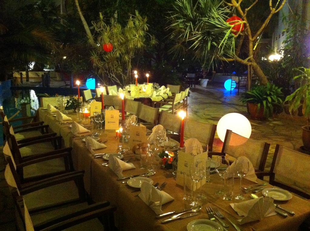 Tropical Hotel Durbuy Luaran gambar