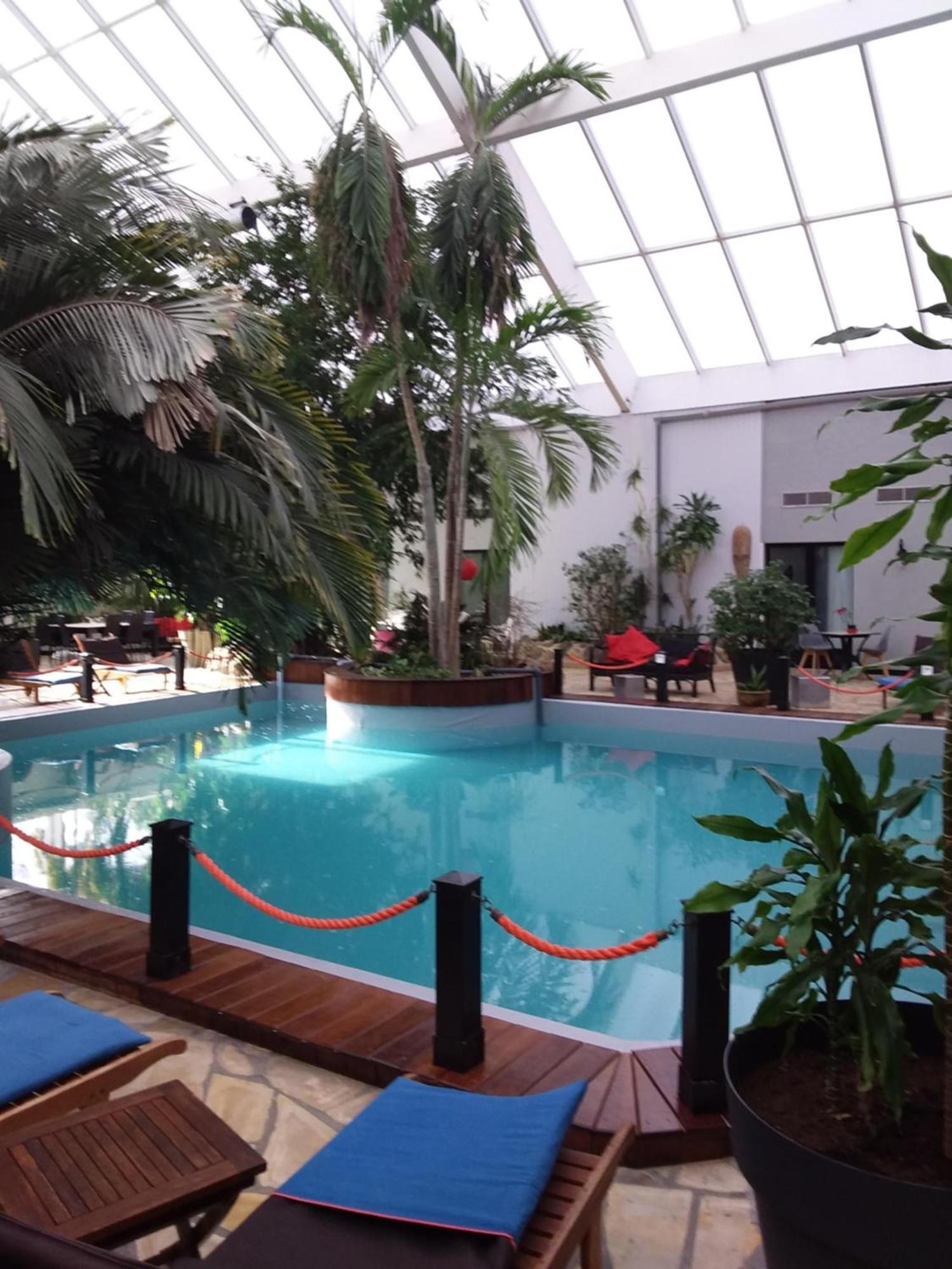 Tropical Hotel Durbuy Luaran gambar