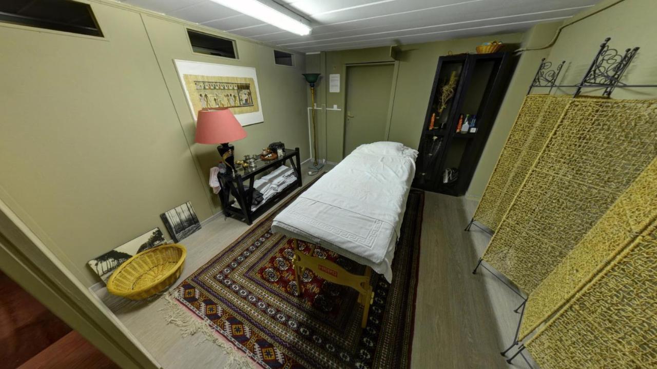 Tropical Hotel Durbuy Luaran gambar